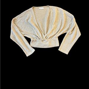 Urban Outfitters Crop Sweater Size XS Tan/cream Lightweight Casual Travel
